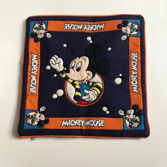 SET of 2 Cushion Covers - Mickey Mouse - Picture 2 of 11
